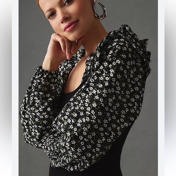 Anthropologie Peter Pan Collar Black and Green Ditzy Floral Print Blouse Small - Picture 1 of 12